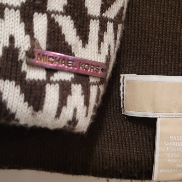 💋Stylish Michael Kors Scarf with logo print💋 - Picture 5 of 9
